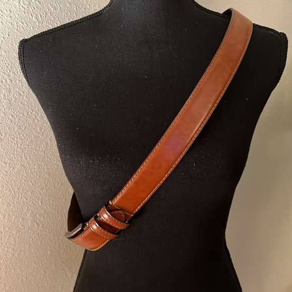 Joseph Abboud Men’s Brown Italian Leather Belt Brushed Distressed Brass Buckle - Picture 8 of 16